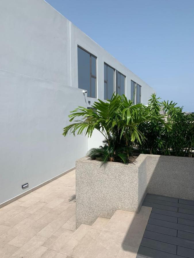 Rt Properties @ The Lennox Airport Residential Accra Buitenkant foto