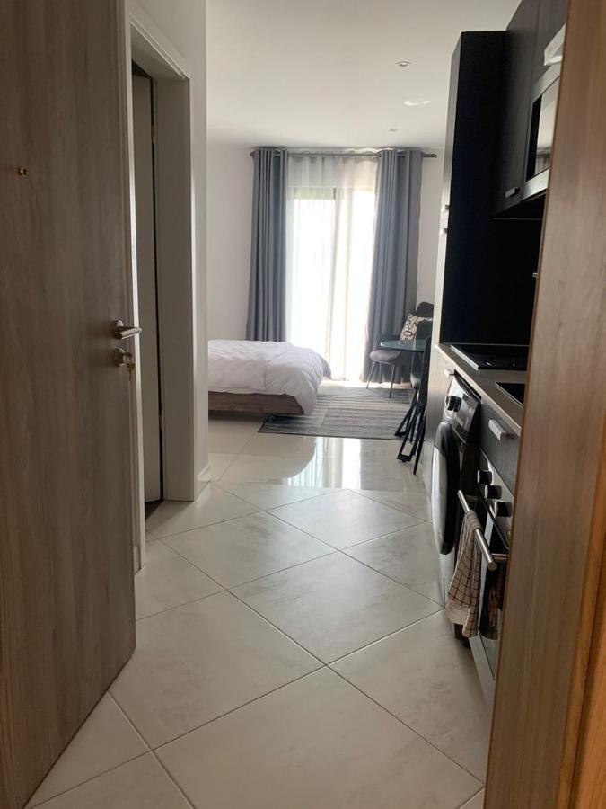 Rt Properties @ The Lennox Airport Residential Accra Buitenkant foto