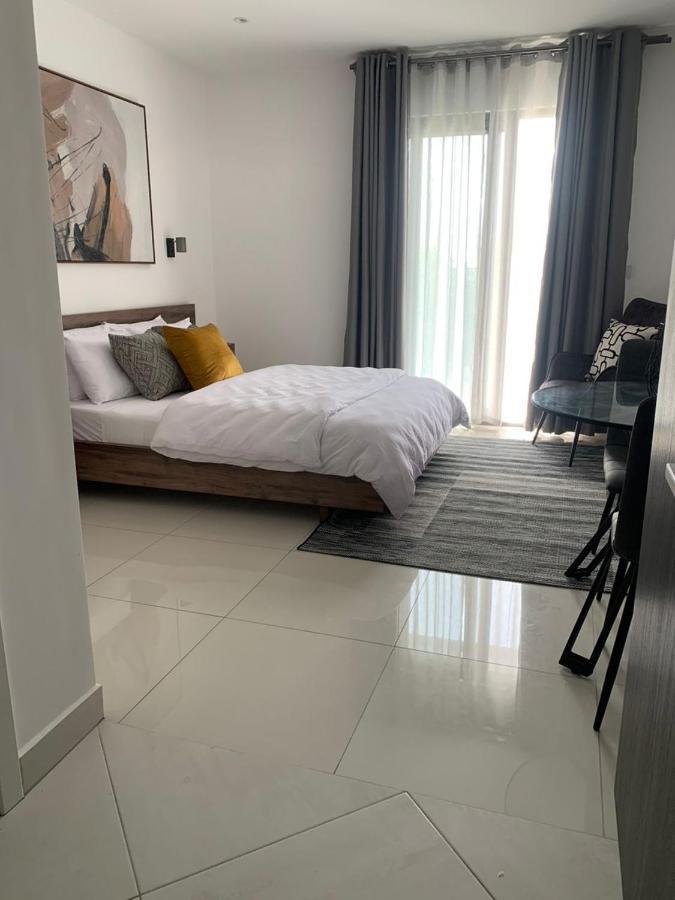 Rt Properties @ The Lennox Airport Residential Accra Buitenkant foto