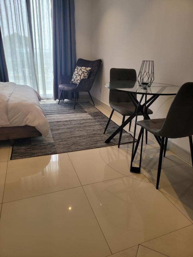 Rt Properties @ The Lennox Airport Residential Accra Buitenkant foto